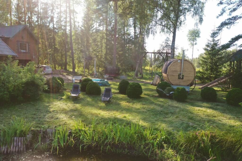 Dragon House In The Tree! Jacuzzi, Sauna ,Cinema,Heated Lici  Eksteriør billede